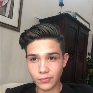 Meet your Posher, Adrian